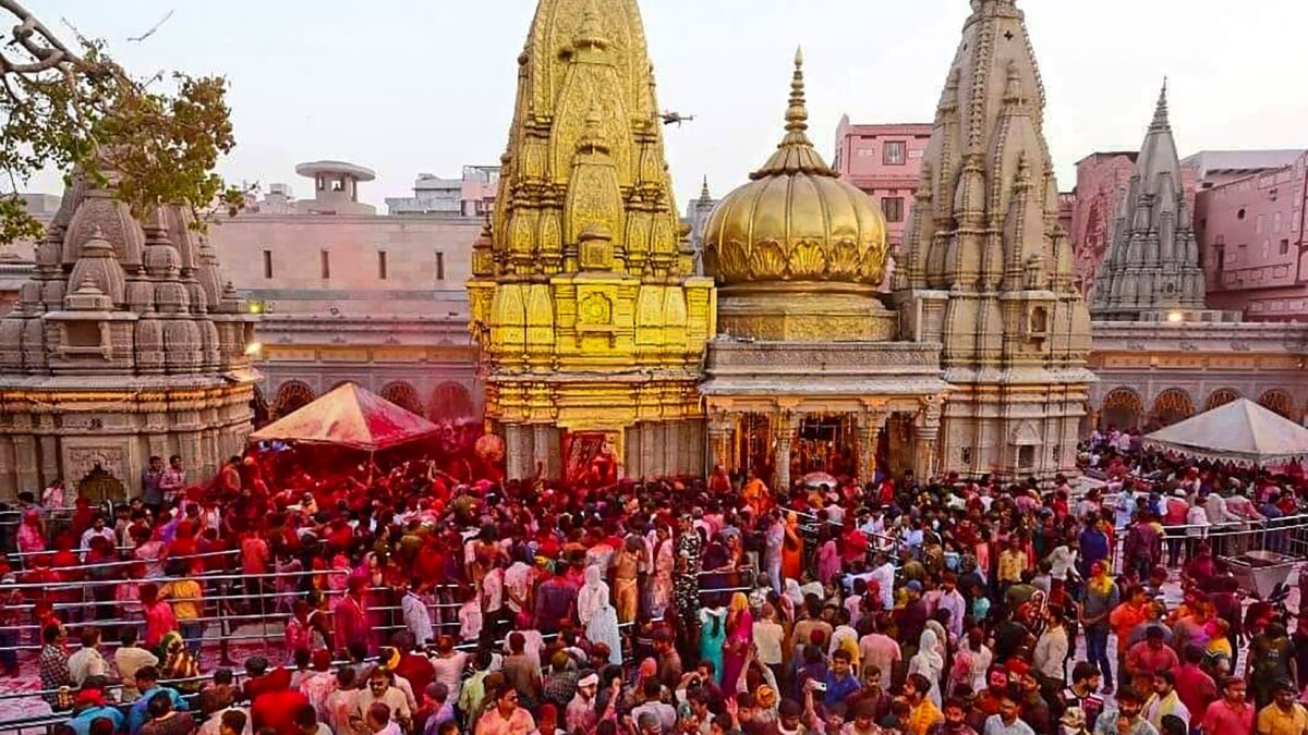 काशी विश्वनाथ मंदिर में कांवड़ियों के लिए तैयारियां हुईं दुरुस्त, किए गए ये इंतजाम