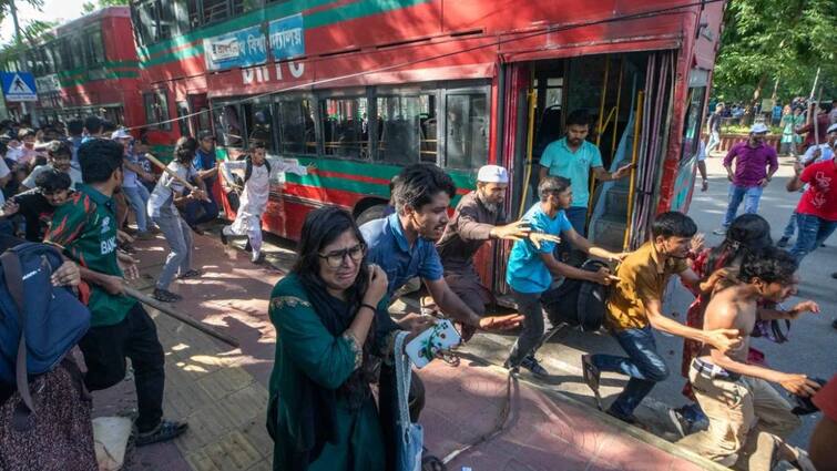 Bangladesh Students Protest Indian Embassy Advisory Minimise Movement Bangladesh Students Protest: India Urges Citizens To 'Minimise Movement' After 6 Die In Violence