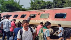 Dibrugarh Express Derailed: ফের ট্রেন দুর্ঘটনা, এবার উত্তরপ্রদেশের গোন্ডায়, রেলমন্ত্রী জন্মদিন পালনে ব্যস্ত বলে উড়ে এল কটাক্ষ