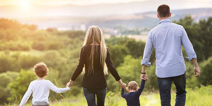 ਮਾਪੇ ਆਪਣੇ ਬੱਚਿਆਂ ਲਈ ਸਭ ਕੁਝ ਕਰਨ ਲਈ ਤਿਆਰ ਰਹਿੰਦੇ ਹਨ। ਪਰ ਕੁਝ ਜ਼ਰੂਰੀ ਗੱਲਾਂ ਹਨ ਜੋ ਮਾਪਿਆਂ ਨੂੰ ਧਿਆਨ ਵਿਚ ਰੱਖਣੀਆਂ ਚਾਹੀਦੀਆਂ ਹਨ।