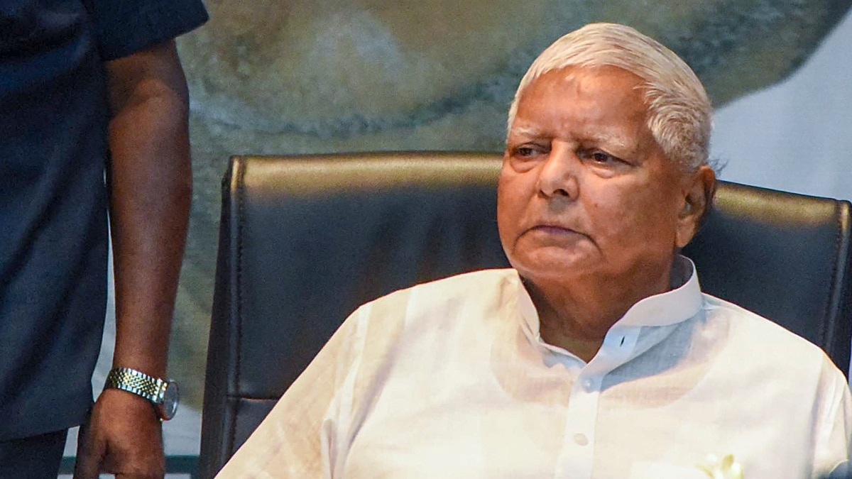 RJD leader Lalu Yadav attacked Nitish and Modi government over vegetable  prices | Lalu Yadav: 'क्या कोई सब्जी 50 रुपये किलो से कम है', लालू यादव ने  शेयर किए प्याज, आलू, लौकी...टमाटर