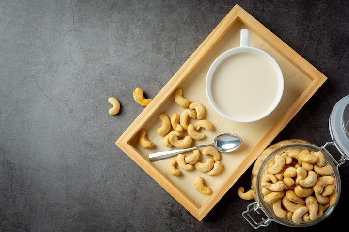 Apart from this, the antioxidants present in cashew nuts will protect your body from free radicals. These free radicals are harmful to the body and skin. Eating cashew nuts soaked in milk will strengthen your digestive system. This will eliminate all stomach problems like gas, indigestion, constipation and also boost metabolism.