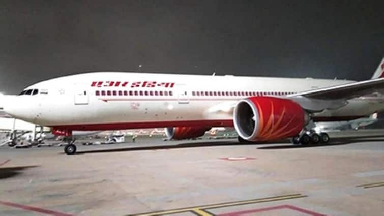 Air India flight lands in Russia - Passengers shocked ரஷ்யாவில் திடீரென தரையிறக்கப்பட்ட ஏர் இந்தியா விமானம் - பயணிகள் அதிர்ச்சி - காரணம் என்ன?