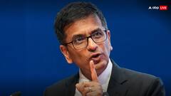 'यहां कोई फैशन परेड हो रही है?', वकील की इस चूक पर CJI चंद्रचूड़ को आया ऐसा गुस्सा कि भरी कोर्ट में लगा दी क्लास