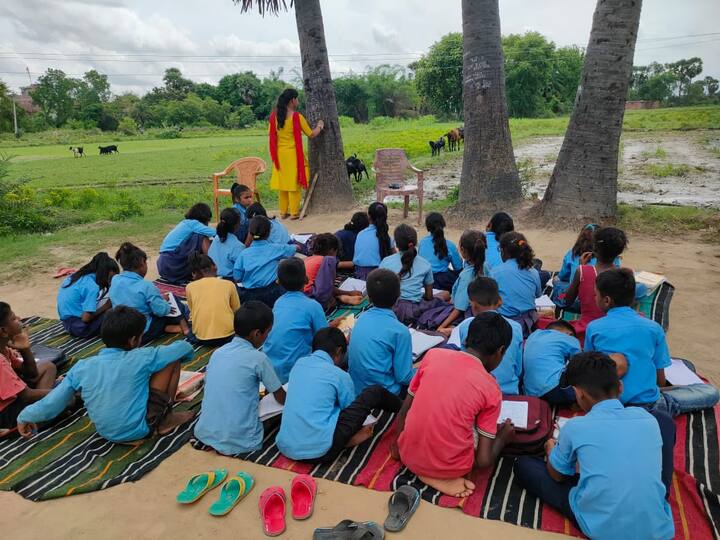 स्कूल में बिजली की समस्या को लेकर डीपीओ से शुक्रवार (19 जुलाई, 2024) को जानकारी ली गई तो उन्होंने बताया कि यह गंभीर मामला है. उन्होंने कहा कि उन्हें इसकी जानकारी आज हुई है. इस मामले की जांच करने वो खुद स्कूल जा रहे हैं.