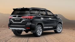 Toyota Fortuner जैसी बड़ी एसयूवी में क्यों नहीं मिलता सनरूफ, सामने आई बड़ी वजह