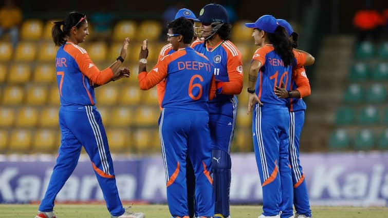 IND vs PAK Highlights, Womens Asia Cup 2024 India Beat Pakistan By 7 Wickets Deepti Sharma Shafali Verma Smriti Mandhana IND vs PAK Highlights, Women's Asia Cup: Deepti Sharma, Openers Shine As India Thrash Pakistan By 7 Wickets