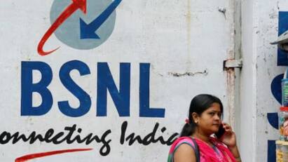 bsnl gains 25 lakh new subscribers after jio airtel vi hike tariffs BSNL Subscribers: திரும்ப வந்துட்டேன்னு சொல்லு..! புதியதாக பிஎஸ்என்எல் சிம் வாங்கிய 25 லட்சம் பேர் - காரணம் என்ன?