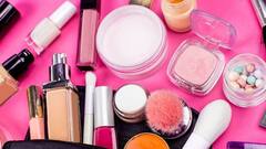 Beauty Tips :  जर तुम्ही नुकतेच मेकअप करायला शिकलात तर 'या' गोष्टी लक्षात ठेवा, मेकअप व्हॅनिटी अशी पूर्ण करा