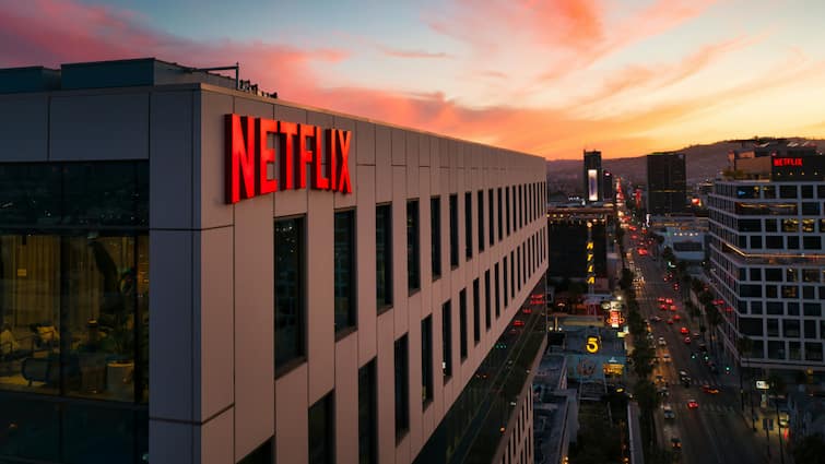 Netflix Record Lowest Subscriber Count Addition Premium April June Quarter In Past Five Quarter Netflix Records Lowest Subscriber Additions This Quarter In Over An Year