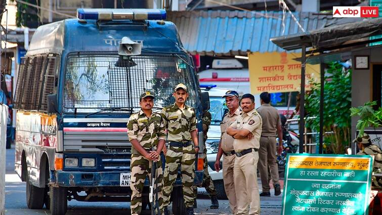 Muharram Procession in Maharashtra Stone Pelting in Buldhana Police resorted to lathi charge fired tear gas shells महाराष्ट्र के बुलढाणा में मुहर्रम जुलूस के दौरान पथराव, पुलिस ने किया लाठीचार्ज, कई जख्मी