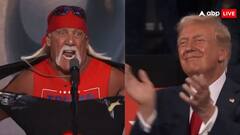 WWE रेसलर हल्क होगन को आया गुस्सा, ट्रंप के लिए स्टेज पर फाड़ दी अपनी टी शर्ट- वीडियो वायरल