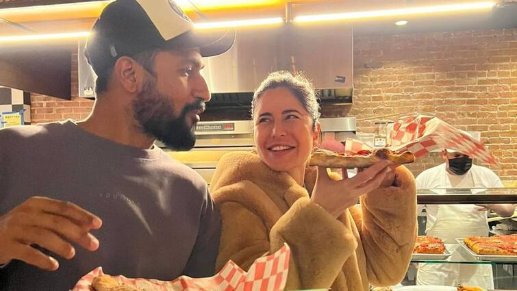 Vicky Kaushal Talks About Paparazzi Climbing Roofs During His Wedding Vicky Kaushal Talks About Paparazzi Climbing Roofs To Capture His Wedding With Katrina Kaif, Shares Funny Anecdote Of Brother-In-Law