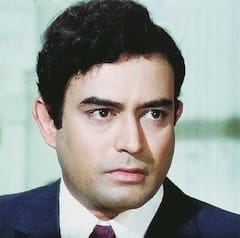 हरिहर जेठालाल क्यों बन गए थे संजीव कुमार? जानें एक्टर के नाम बदलने का मजेदार किस्सा