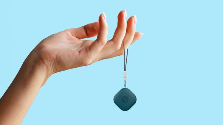 Reliance JioTag Tracker Amazon Wallet pets Tracking Device Launched Specifications Price Know here Wallet से लेकर Pet तक, हर खोया सामान मिलेगा चुटकियों में, यहां बेहद सस्ता मिल रहा JioTag Air