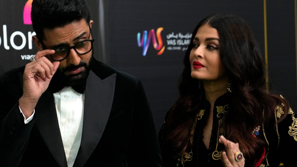 Is This The Real Reason Why Abhishek Bachchan Liked The Divorce Post?