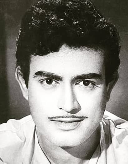 हरिहर जेठालाल क्यों बन गए थे संजीव कुमार? जानें एक्टर के नाम बदलने का मजेदार किस्सा