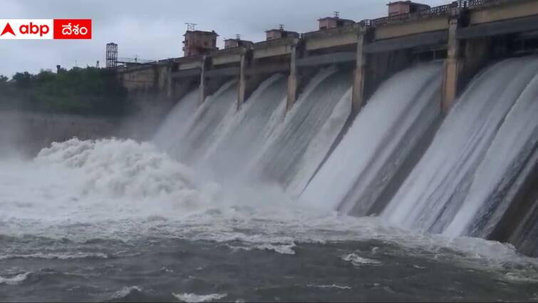 Gates open for kadem project and Kumuram Bheem project with Heavy rains in Asifabad Asifabad Rains: ఆసిఫాబాద్ జిల్లాలో దంచి కొడుతున్న వానలు- కుమ్రం భీమ్, కడెం ప్రాజెక్టు మూడు గేట్లు ఎత్తివేత