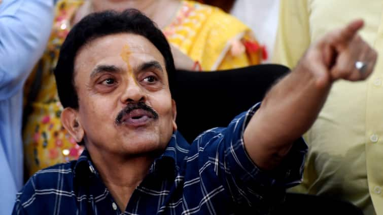 Sanjay Nirupam Shiv Sena claim regarding Uddhav Thackeray CM face in Maharashtra Assembly Election 'उद्धव ठाकरे मुख्यमंत्री का चेहरा नहीं होंगे, कांग्रेस ने भी...', शिंदे गुट के संजय निरुपम का चौंकाने वाला दावा