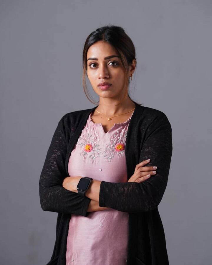 முன்னதாக காலா எனும் ஹிந்தி க்ரைம் திரில்லர் வெப் தொடரில் நடித்தார். தற்போது பருவு எனும் தெலுங்கு வெப் தொடரில் நடித்துள்ளார்.