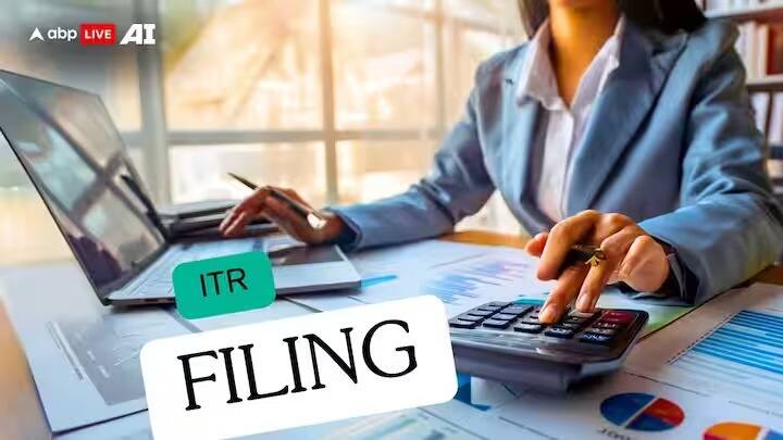 Income tax return itr filing now taxpayers can file itr using whatsapp know process ITR Filing: হোয়াটসঅ্যাপে দাখিল করা যাবে আয়কর রিটার্ন, জেনে নিন সহজ প্রক্রিয়া