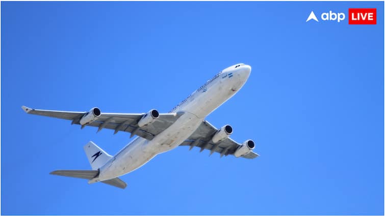 How does an airplane weighing thousands of kilos stay suspended in the sky How do planes fly in the air हजारों किलो वजनी हवाई जहाज आसमान में रुका कैसे रहता है...गिरता क्यों नहीं है?