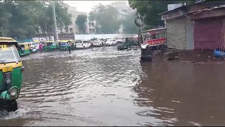 Heavy rains in South Gujarat, Saurashtra, rains in 122 talukas in last 24 hours Rain Update: દક્ષિણ ગુજરાત, સૌરાષ્ટ્રમાં મેઘતાંડવ, છેલ્લા 24 કલાકમાં 122 તાલુકામાં વરસ્યો વરસાદ