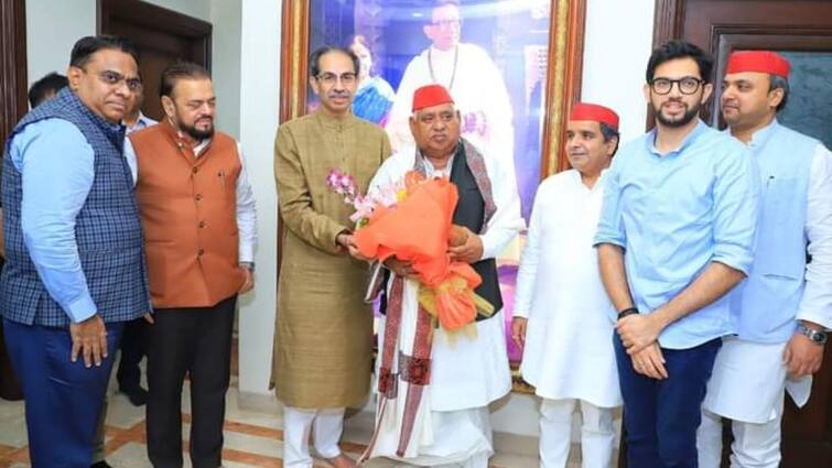 SP MP from Ayodhya Awadhesh Prasad Reached Matoshree Meets Uddhav Thackeray Shiv Sena UBT Maharashtra फैजाबाद से सपा सांसद अवधेश प्रसाद मातोश्री पहुंचे, उद्धव ठाकरे ने मिलने की जताई थी इच्छा