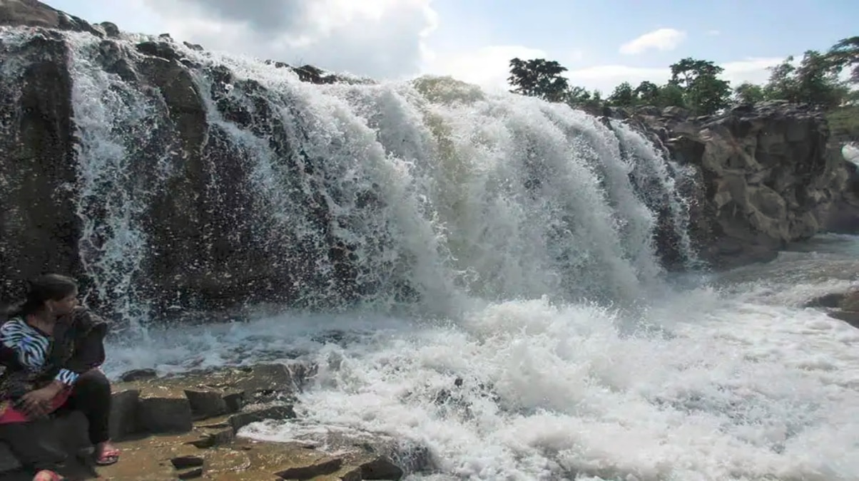 Waterfalls: హైదరాబాద్‌కు చుట్టుపక్కలే అందమైన జలపాతాలు, పొద్దున్నే వెళితే సాయంత్రానికి తిరిగిరావొచ్చు