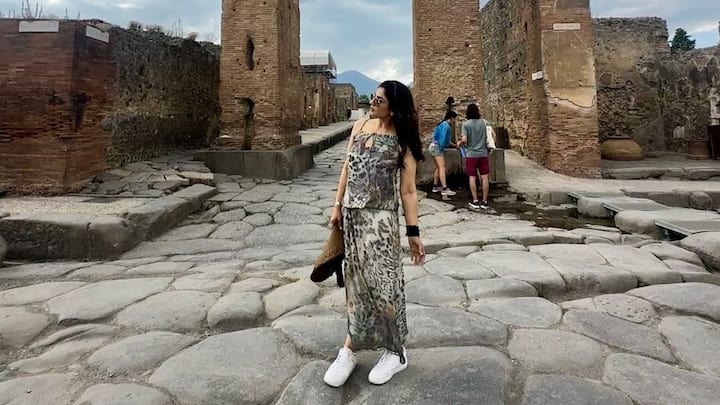 Raveena Tandon is on vacation in Pompeii in Italy. The actor treated fans with pictures from her vacay