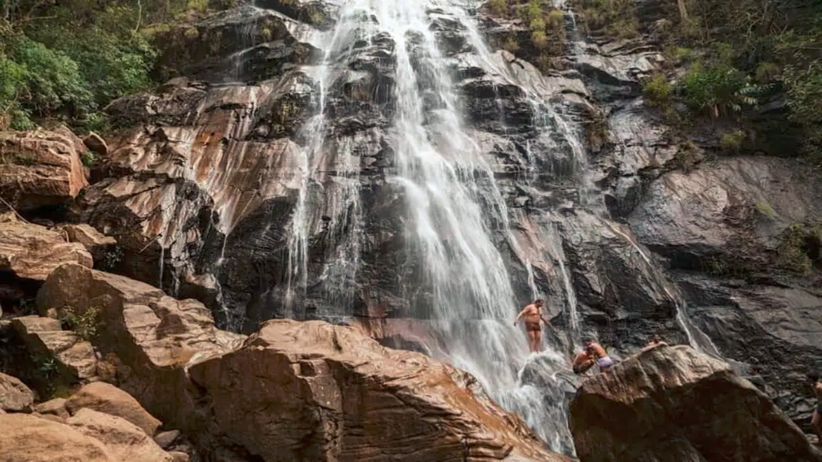 Waterfalls: హైదరాబాద్‌కు చుట్టుపక్కలే అందమైన జలపాతాలు, పొద్దున్నే వెళితే సాయంత్రానికి తిరిగిరావొచ్చు