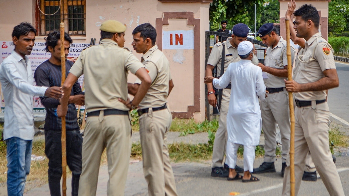 Braj Mandal Yatra: हरियाणा के नूंह में सरकार अलर्ट, ब्रज मंडल यात्रा को लेकर इंटरनेट बंद