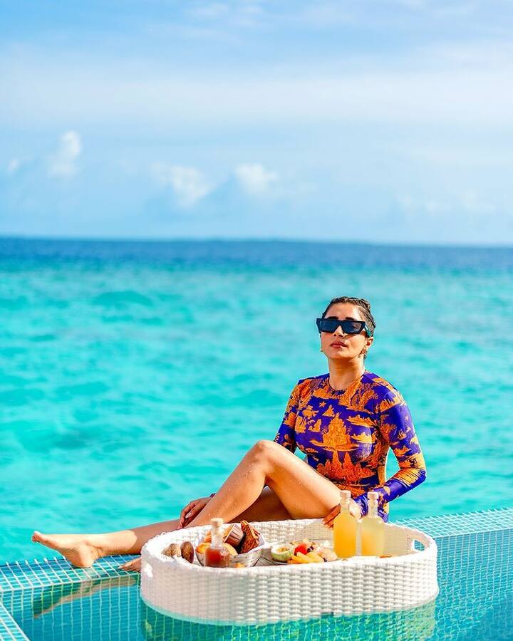 Tina Dutta Hot Pics : ટીવી એક્ટ્રેસ ટીના દત્તા આજે પણ 'ઉતરન' શોમાં પોતાના પાત્ર ઈચ્છાના નામથી દરેક ઘરમાં ફેમસ છે. આ શો સાથે તે રાતોરાત સ્ટાર બની ગઈ હતી.