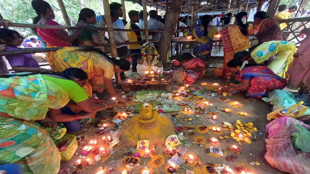 Theni : ஆடி பௌர்ணமி - போடி சொக்கநாதர் சிவாலயத்தில் சிறப்பு வழிபாடு