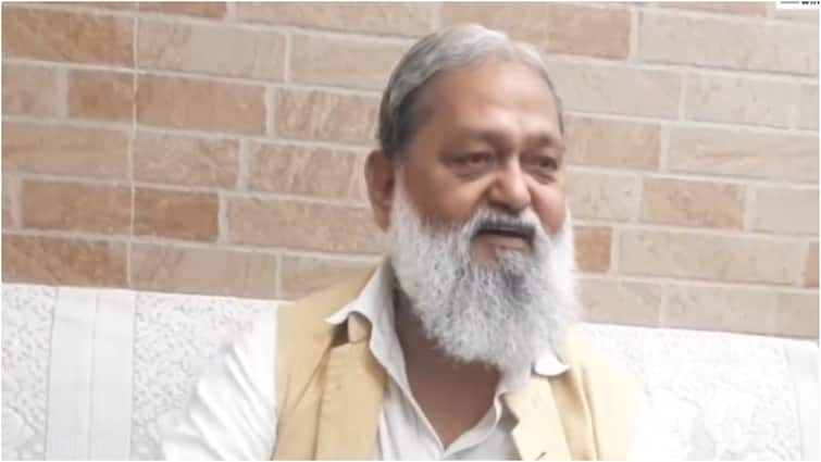 Haryana BJP Leader anil vij on surender panwar arresting mask is slipping from face of Congress Haryana: विधायक सुरेंद्र पंवार की गिरफ्तारी पर अनिल विज का तंज, 'सरकता जा रहा है कांग्रेस के....'