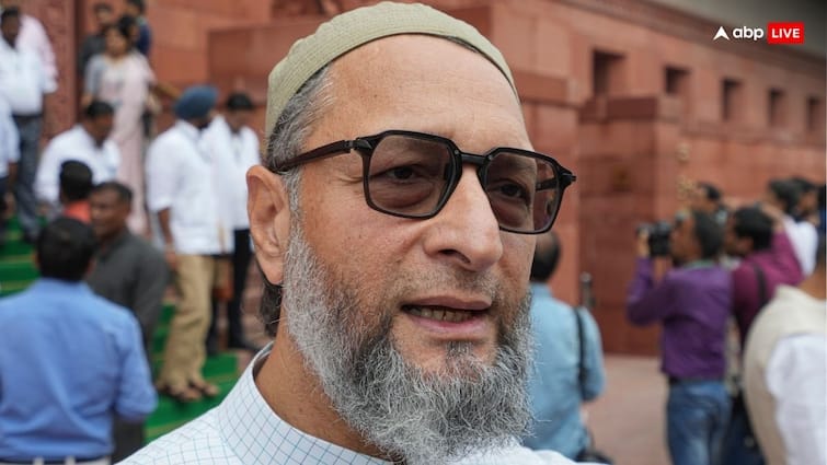 Kanwar Yatra Rule Row AIMIM Chief Asaduddin Owaisi says nobody is going to eat on muslims Dhaba Kanwar Yatra Rule Row: ‘मुसलमान के ढाबे पर कोई खाना खाने नहीं जा रहा’, असदुद्दीन ओवैसी ने भारत सरकार से कर दी ये मांग