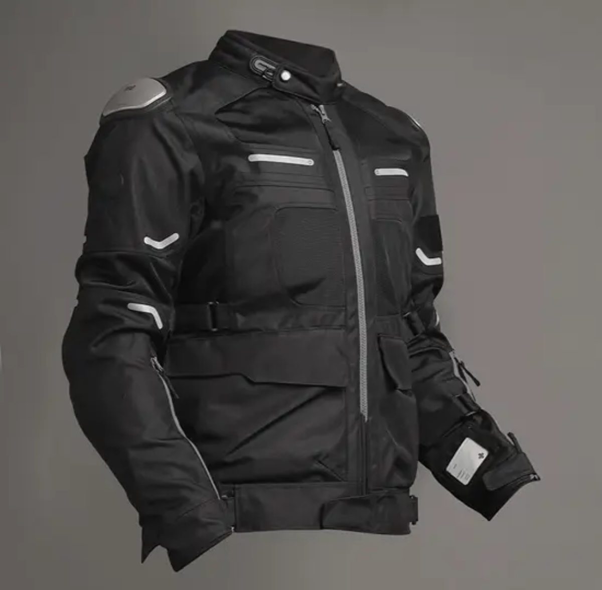 Adventure Bike Jacket: बाइक पर राइड करना होगा अब और भी सुरक्षित, ये कंपनी लेकर आई खास जैकेट