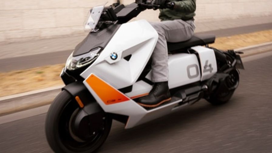 Electric Scooter: বাজারে বৈদ্যুতিন স্কুটার আনছে BMW, ঝাঁ-চকচকে এই স্কুটার কিনতে কত খরচ ?