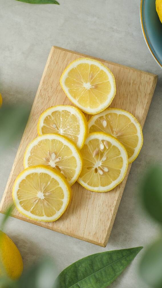 लिंबाचे सेवन केल्याने हे होतील फायदे! जाणून घ्या.