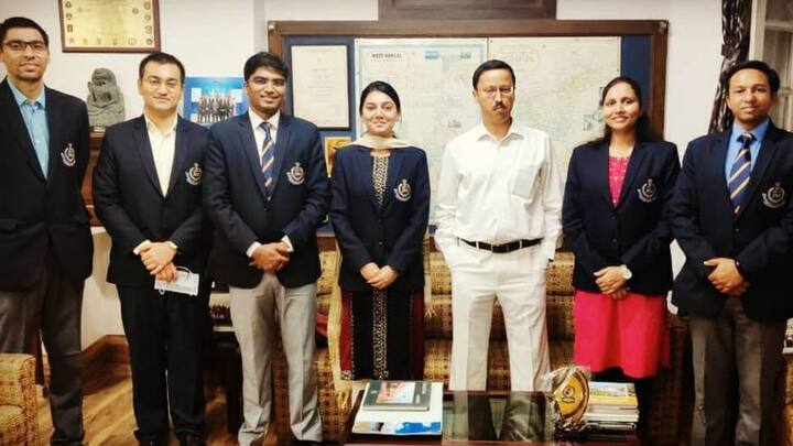 ২০১৬ সালে প্রথম ইউপিএসসি পরীক্ষার প্রিলিমসে উত্তীর্ণ হন তিনি। ২০১৭ সালে মেইনসে উত্তীর্ণ হলেও ইন্টারভিউতে আটকে যান।    ছবি- ইনস্টাগ্রাম