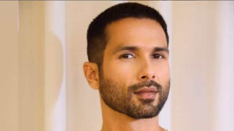 Shahid Kapoor Re-Recorded His First Ever Interview With Rajeev Masand For THIS Reason Shahid Kapoor Re-Recorded His First Ever Interview For THIS Reason