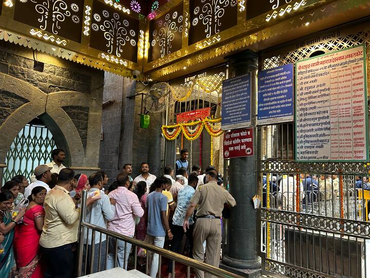 दरम्यान, आज दिवसभर विविध कार्यक्रमाची रेलचेल स्वामी मंदिरात असणार आहे. सकाळी स्वामींच्या ग्रंथांचे पारायण, 9 वाजता नामस्मरण आणि 11.30 वाजता नैवेद्य आरती होणार आहे.