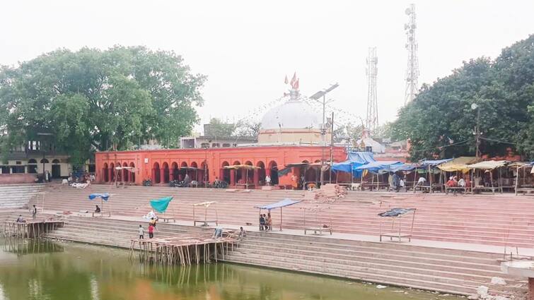 Lord Shiva is worshipped in Brahmeshwarnath Dham temple in Buxar in Sawan 2024 ann Sawan 2024: देश में एकमात्र बक्सर के ब्रह्मेश्वरनाथ मंदिर का दरवाजा पश्चिम क्यों है? गजनवी से जुड़ा है चमत्कारी इतिहास