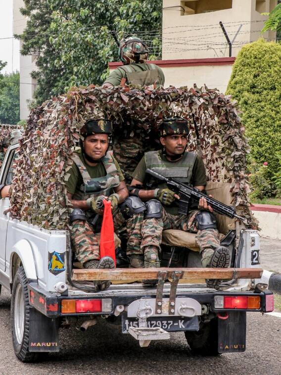 दुनिया की पहली आधुनिक पुलिस कौन-सी थी?