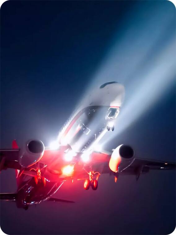 हवाई जहाज में कितने प्रकार के लाइट लगे होते हैं