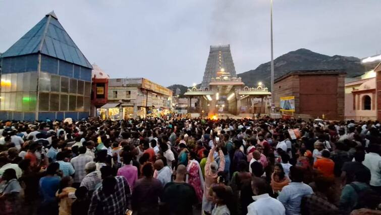 1 lakh fine for vehicles causing traffic jam in Tiruvannamalai திருவண்ணாமலையில் போக்குவரத்து நெரிசலை ஏற்படுத்திய வாகனங்களுக்கு ரூ.1 லட்சம் அபராதம்.!