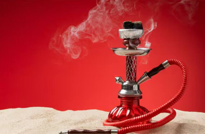 Risk of infection: Hookah smokers often use the same pipe, which increases the risk of spreading infection. This can lead to tuberculosis, herpes and other diseases.