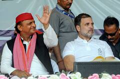 UP By Elections 2024: यूपी के दो लड़कों की दोस्ती को दुश्मनी में बदल देंगे उप-चुनाव? इन सीटों पर फंसा पेंच, SP-कांग्रेस की बिगड़ सकती है बात