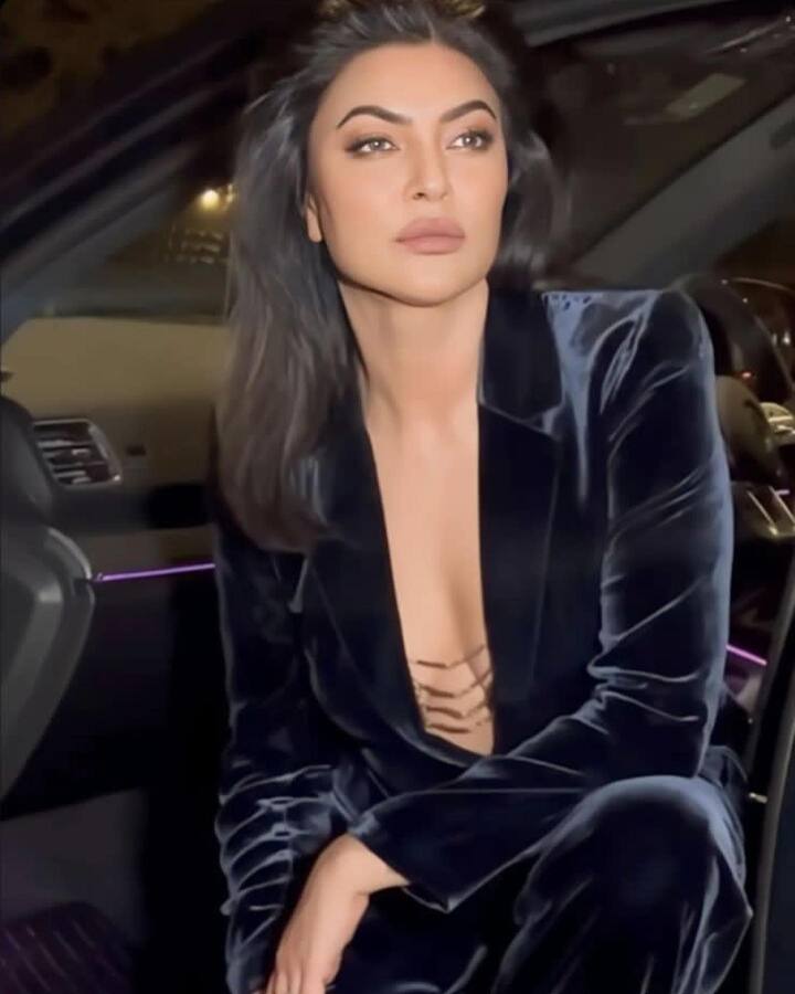 सुष्मिता तिच्या पर्सनल लाईफमुळे देखील चर्चेत असते, असे बोलले जात होते की, सुष्मिता सेनने तिचा एक्स बॉयफ्रेंड रोहमन शॉलसोबत पॅचअप केले आहे.