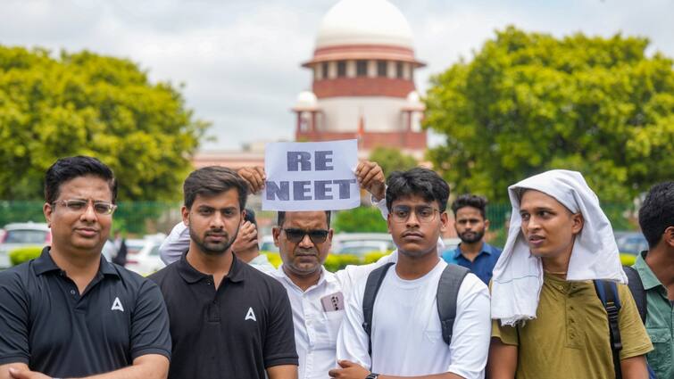 Supreme Court On NEET UG Paper Leak Result 2024 Controversary NTA NEET UG Paper Leak Case: 'NEET परीक्षा के हर चरण में कमियां रहीं', सुप्रीम कोर्ट में याचिकाकर्ता का दावा